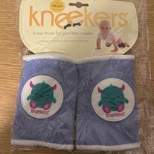 NEW Kneekers knee shoes pads for crawlers